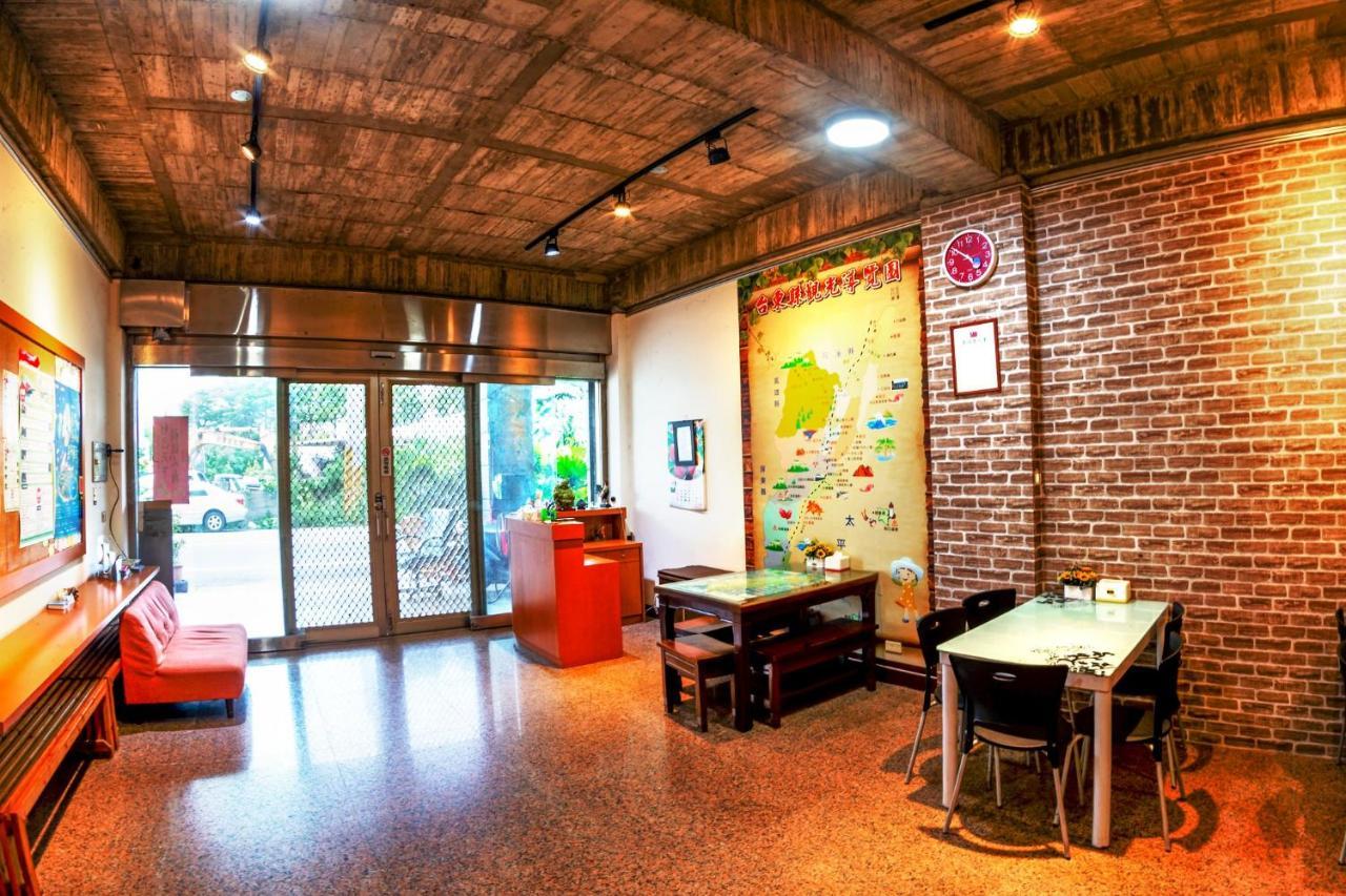 台東耕園民宿-彭家民宿聯盟 T'ai-tung エクステリア 写真